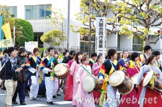 mushouka_201106_01 近畿で行われた集会後のデモ行進